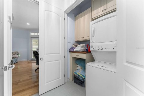 House in Gainesville, Florida 4 bedrooms, 541.9 sq.m. № 2419171 - photo 22
