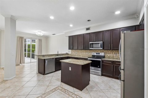 Villa ou maison à louer à Orlando, Floride: 5 chambres, 377.09 m2 № 2277086 - photo 8