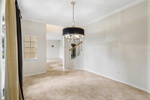 Villa ou maison à louer à Orlando, Floride: 5 chambres, 377.09 m2 № 2277086 - photo 5