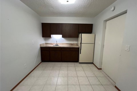 Снять в аренду квартиру в Сарасота, Флорида 1 комната, 37.16м2, № 2098011 - фото 2
