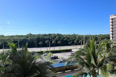 Copropriété à louer à North Miami Beach, Floride: 1 chambre, 75.07 m2 № 1994257 - photo 14