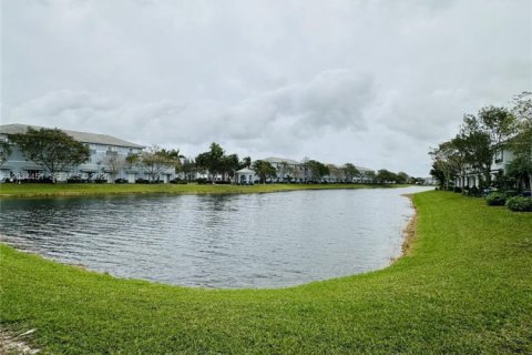 Touwnhouse à vendre à Lauderhill, Floride: 2 chambres, 104.05 m2 № 2084217 - photo 21