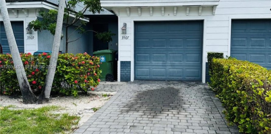 Touwnhouse à Lauderhill, Floride 2 chambres, 104.05 m2 № 2084217