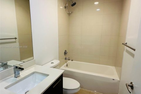 Touwnhouse à vendre à Lauderhill, Floride: 2 chambres, 104.05 m2 № 2084217 - photo 15