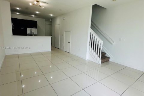 Touwnhouse à vendre à Lauderhill, Floride: 2 chambres, 104.05 m2 № 2084217 - photo 7