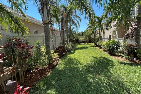 House in Ruskin, Florida 4 bedrooms, 279.17 sq.m. № 1834869 - photo 7