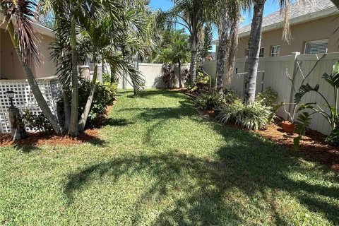 House in Ruskin, Florida 4 bedrooms, 279.17 sq.m. № 1834869 - photo 5