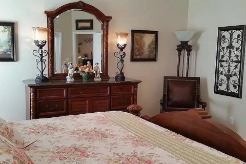 House in Ruskin, Florida 4 bedrooms, 279.17 sq.m. № 1834869 - photo 19