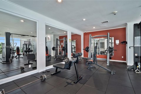 Снять в аренду квартиру в Майами, Флорида 3 спальни, 176.51м2, № 2006248 - фото 22