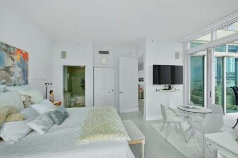 Снять в аренду квартиру в Майами, Флорида 3 спальни, 176.51м2, № 2006248 - фото 11