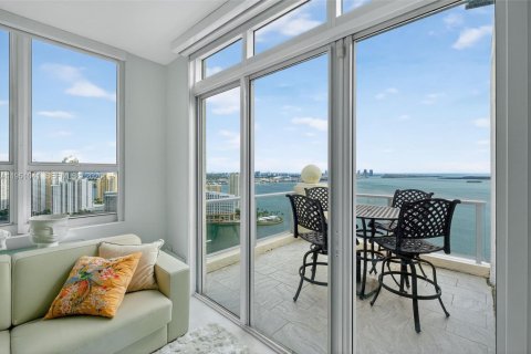 Квартира в Майами, Флорида 3 спальни, 176.51м2 № 2006248