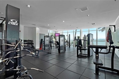 Снять в аренду квартиру в Майами, Флорида 3 спальни, 176.51м2, № 2006248 - фото 21