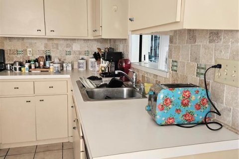 Condo in Bradenton, Florida, 2 bedrooms  № 1572257 - photo 17
