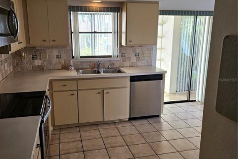 Condo in Bradenton, Florida, 2 bedrooms  № 1572257 - photo 20