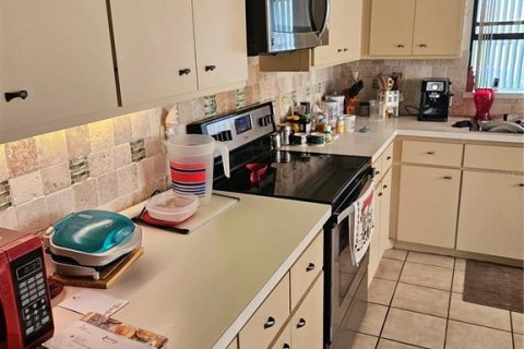 Condo in Bradenton, Florida, 2 bedrooms  № 1572257 - photo 18