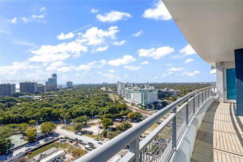 Copropriété à vendre à Miami, Floride: 2 chambres, 115.2 m2 № 1466602 - photo 13