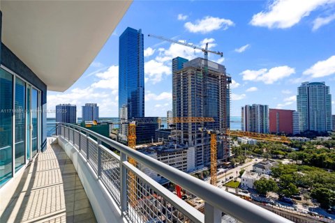 Copropriété à vendre à Miami, Floride: 2 chambres, 115.2 m2 № 1466602 - photo 14