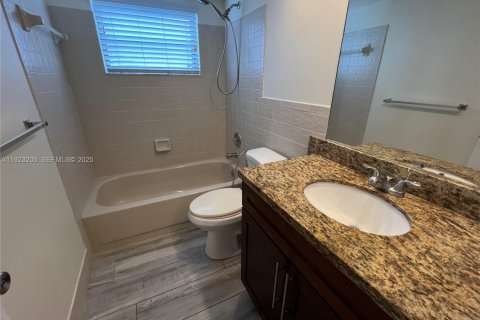 Villa ou maison à vendre à Margate, Floride: 3 chambres, 177.26 m2 № 1983558 - photo 13