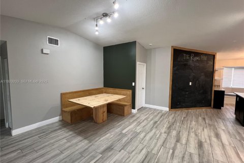 Villa ou maison à vendre à Margate, Floride: 3 chambres, 177.26 m2 № 1983558 - photo 5