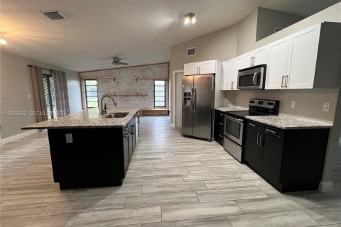 Villa ou maison à vendre à Margate, Floride: 3 chambres, 177.26 m2 № 1983558 - photo 7