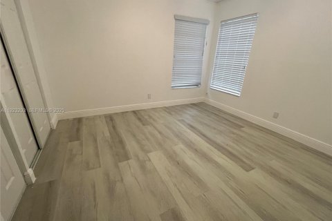 Villa ou maison à vendre à Margate, Floride: 3 chambres, 177.26 m2 № 1983558 - photo 10