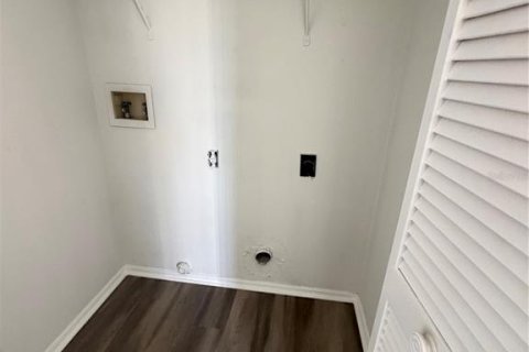 Villa ou maison à louer à Kissimmee, Floride: 2 chambres, 88.44 m2 № 2403007 - photo 14