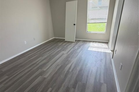 Villa ou maison à louer à Kissimmee, Floride: 2 chambres, 88.44 m2 № 2403007 - photo 10
