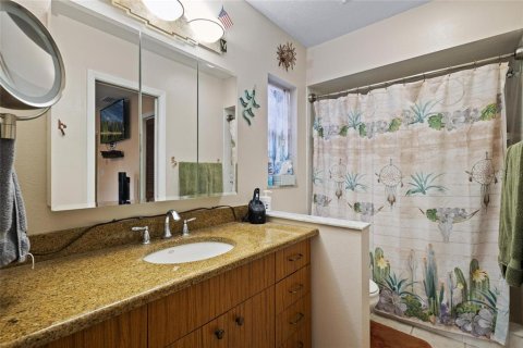 Villa ou maison à vendre à Tampa, Floride: 3 chambres, 146.32 m2 № 1907799 - photo 13