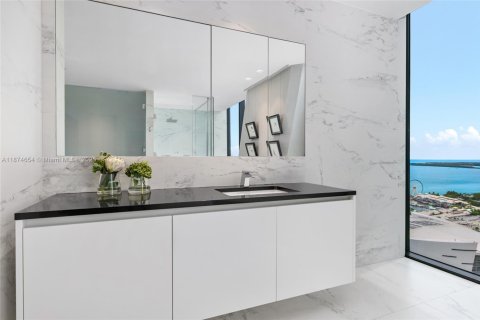 Купить кондоминиум в Майами, Флорида 4 спальни, 427.35м2, № 1980425 - фото 16