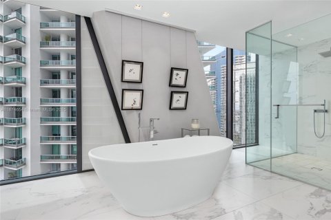 Купить кондоминиум в Майами, Флорида 4 спальни, 427.35м2, № 1980425 - фото 17