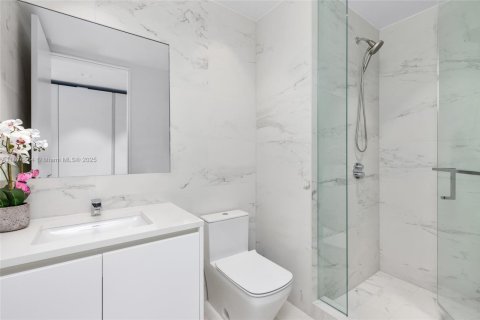 Купить кондоминиум в Майами, Флорида 4 спальни, 427.35м2, № 1980425 - фото 23