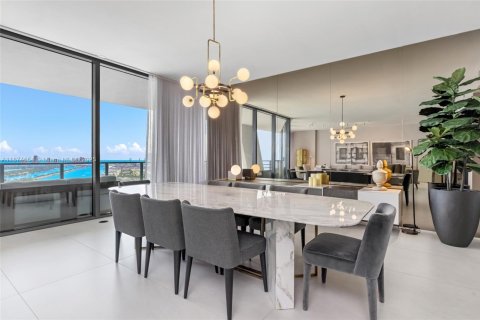 Купить кондоминиум в Майами, Флорида 4 спальни, 427.35м2, № 1980425 - фото 7