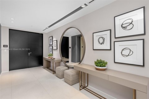 Купить кондоминиум в Майами, Флорида 4 спальни, 427.35м2, № 1980425 - фото 4