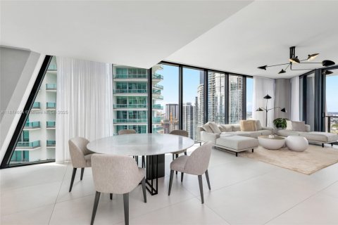 Купить кондоминиум в Майами, Флорида 4 спальни, 427.35м2, № 1980425 - фото 11