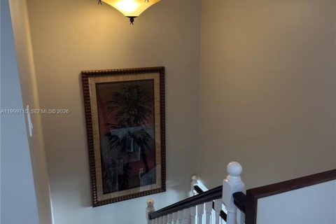 Townhouse in Hallandale Beach, Florida 3 bedrooms, 169.45 sq.m. № 2067531 - photo 29