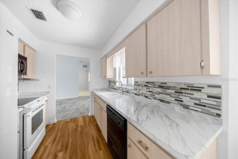 Villa ou maison à vendre à Ocala, Floride: 2 chambres, 113.34 m2 № 1874074 - photo 30