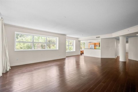 Condo in Osprey, Florida, 3 bedrooms  № 604138 - photo 8
