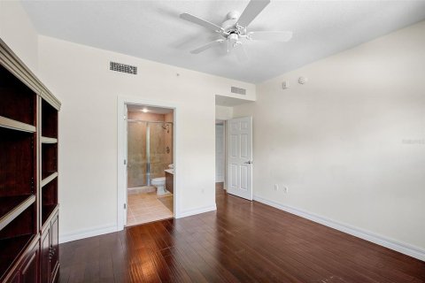 Condo in Osprey, Florida, 3 bedrooms  № 604138 - photo 25