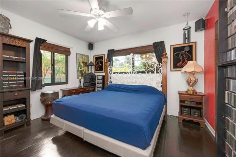 Купить виллу или дом в Норт-Майами, Флорида 3 спальни, 156.63м2, № 1986047 - фото 23