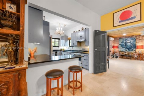 Купить виллу или дом в Норт-Майами, Флорида 3 спальни, 156.63м2, № 1986047 - фото 15