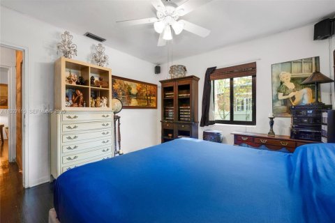 Купить виллу или дом в Норт-Майами, Флорида 3 спальни, 156.63м2, № 1986047 - фото 24