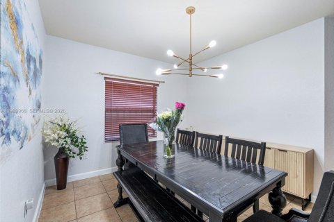 Купить виллу или дом в Катлер-Бей, Флорида 4 спальни, 175.03м2, № 2045940 - фото 22