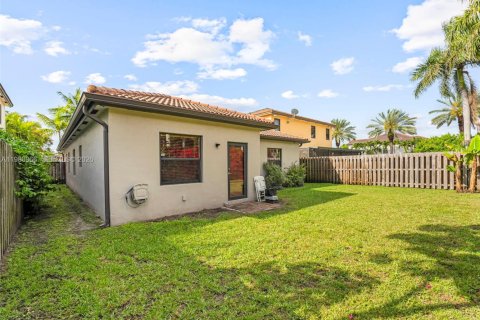 Купить виллу или дом в Катлер-Бей, Флорида 4 спальни, 175.03м2, № 2045940 - фото 30