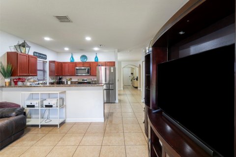 Купить виллу или дом в Катлер-Бей, Флорида 4 спальни, 175.03м2, № 2045940 - фото 21