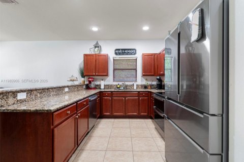 Купить виллу или дом в Катлер-Бей, Флорида 4 спальни, 175.03м2, № 2045940 - фото 18