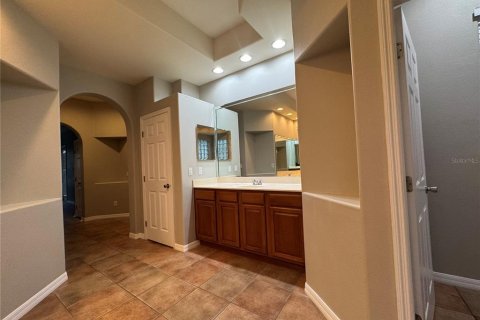 House in Orlando, Florida 4 bedrooms, 267.28 sq.m. № 2393875 - photo 17