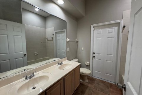 House in Orlando, Florida 4 bedrooms, 267.28 sq.m. № 2393875 - photo 21