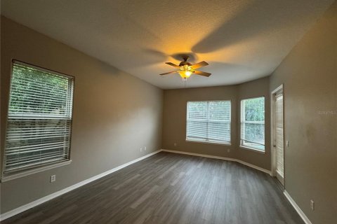 House in Orlando, Florida 4 bedrooms, 267.28 sq.m. № 2393875 - photo 9
