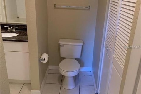 Copropriété à louer à Orlando, Floride: 2 chambres, 98.66 m2 № 2386194 - photo 15