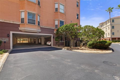 Condo in Palm Coast, Florida, 2 bedrooms  № 1866362 - photo 30